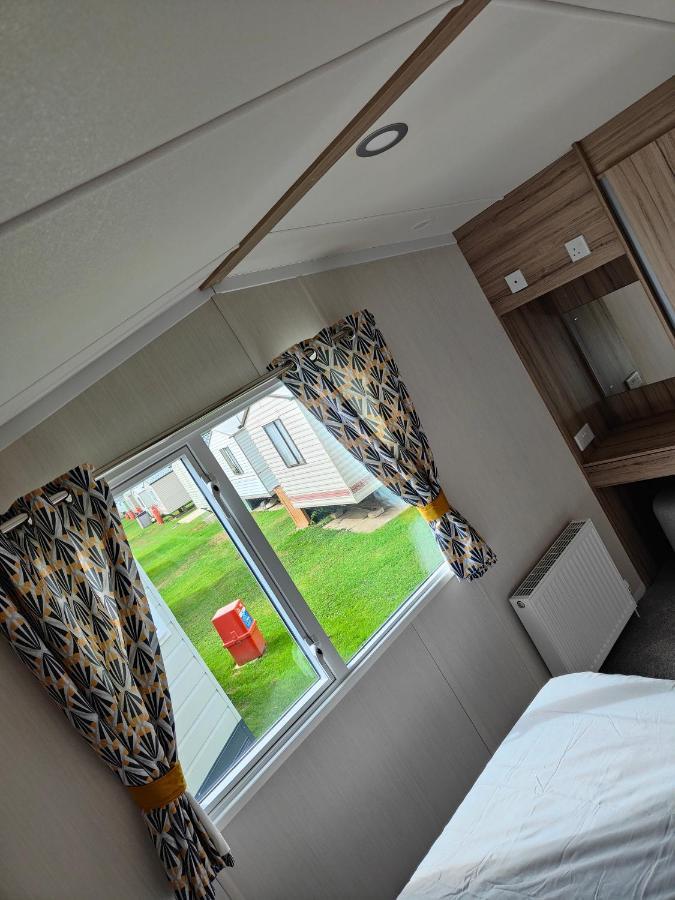 J6 Static Caravan, Fairway Holiday Park Sandown Buitenkant foto